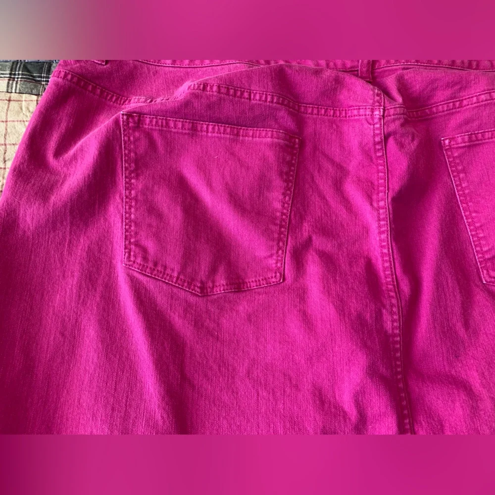 Talbots Vibrant Pink Denim Skirt - Picture 3 of 6